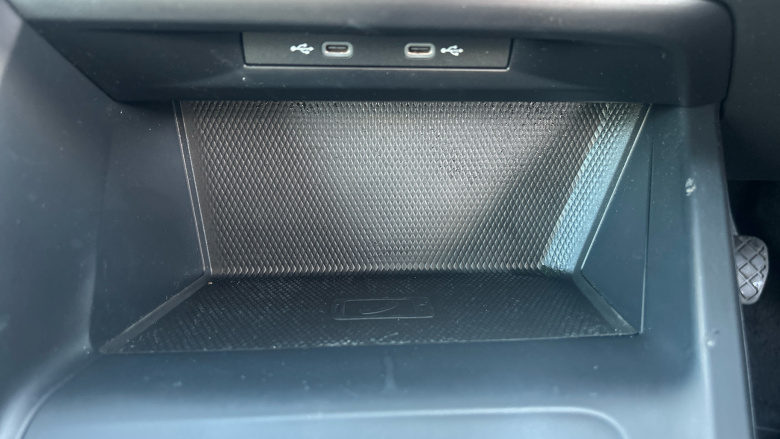 Volkswagen Golf 1.0 TSI Life 5dr Petrol Hatchback